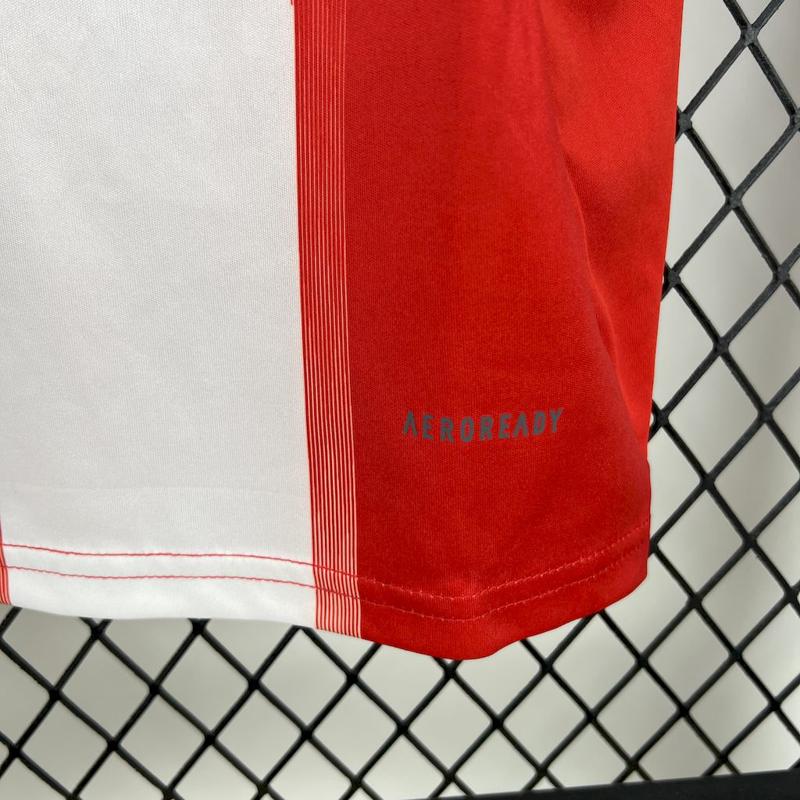 Bayer de Munique Titular 25-26