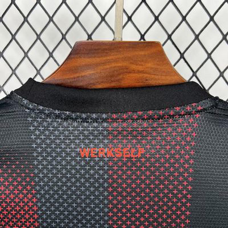 Bayer Leverkusen Titular 25-26